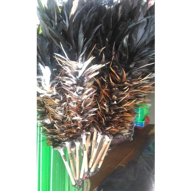 Kemoceng bulu ayam / Sulak Bulu Ayam  Lokal