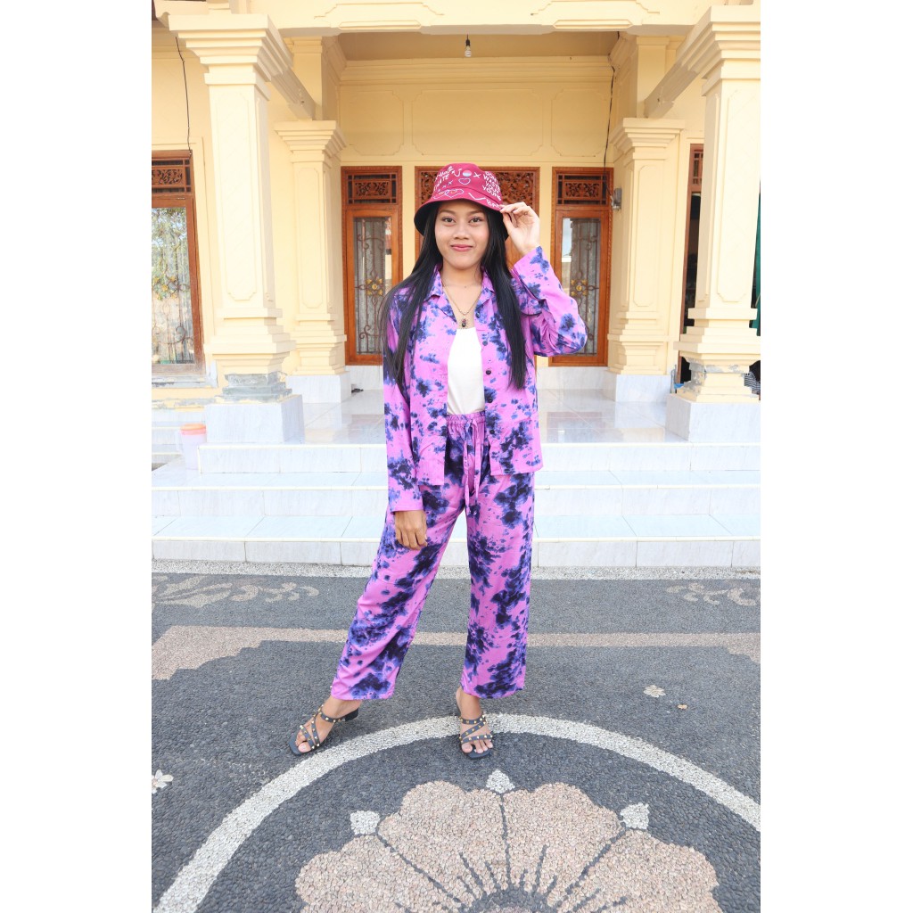 kemeja tie dye/tie dye basic shirt/ kemeja motif tie dye kemeja cewek/ kemeja tie dye/ kemeja BALI