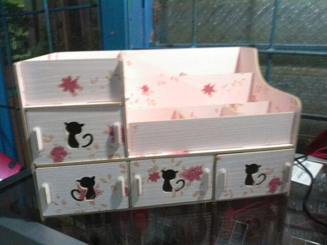 Rak Kosmetik Aksesoris 616 Bahan Kayu Desktop Storage Kitty Cat 213