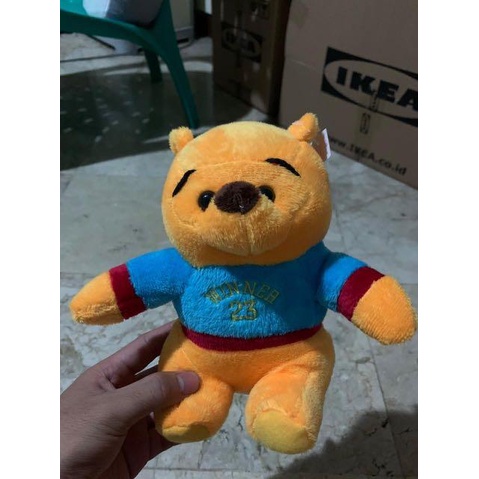 Boneka Winnie the Pooh / Boneka Pooh Sport Shirt Ukuran Kecil 20cm