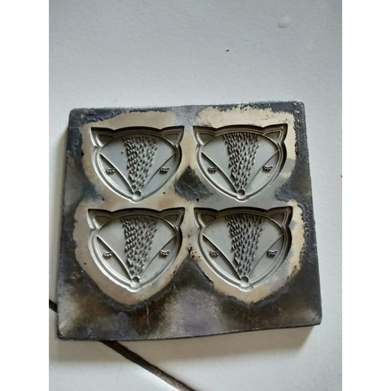 

moulding lebel