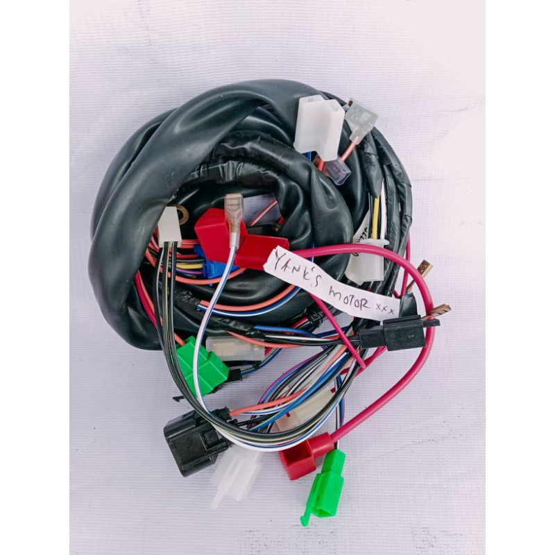 kabel body Suzuki spin lama 2006/2007