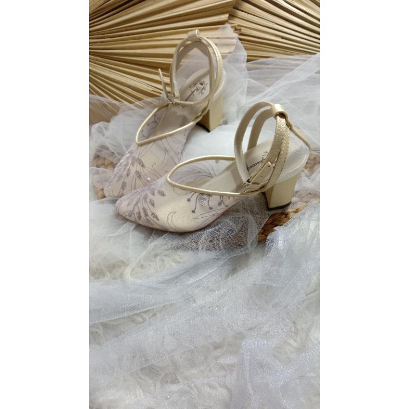 sepatu Arummi purple gold tali 7cm hak tahu