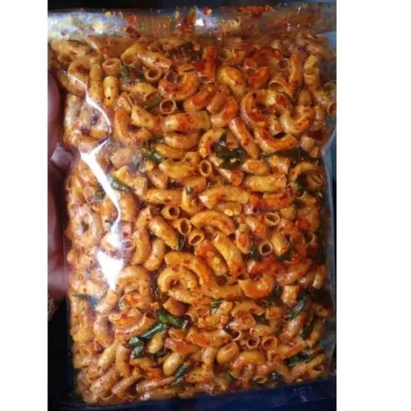 

makaroni pedas daun jeruk