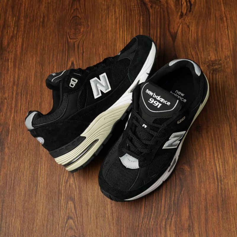 New Balance 991 Black