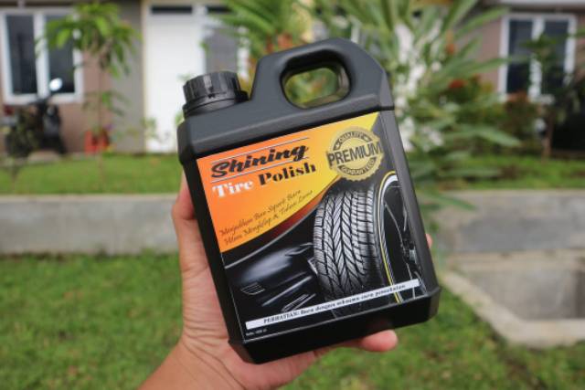 Semir Ban Mobil dan Motor SHINING PREMIUM, Dashboard, Kulit, Karet, Pengkilap Isi 1000ml