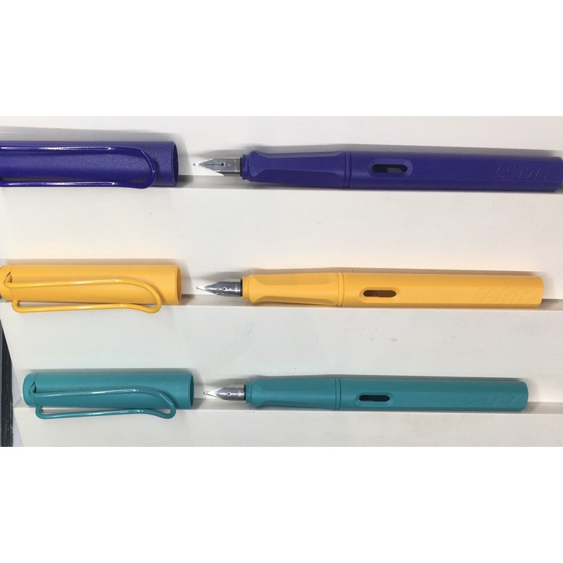 

[NEW ARRIVAL] Lamy | Safari Fountain Pen
