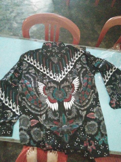 Kemeja Batik Kupu Putih