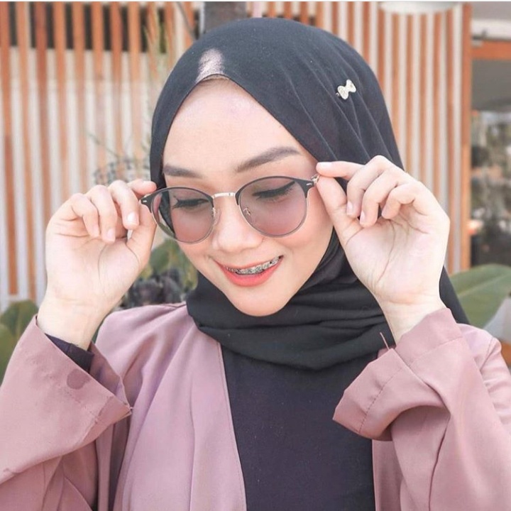 Kacamata Fashion, Lensa Photocromic Berubah Warna Wanita &amp; Pria Free box dan Lap