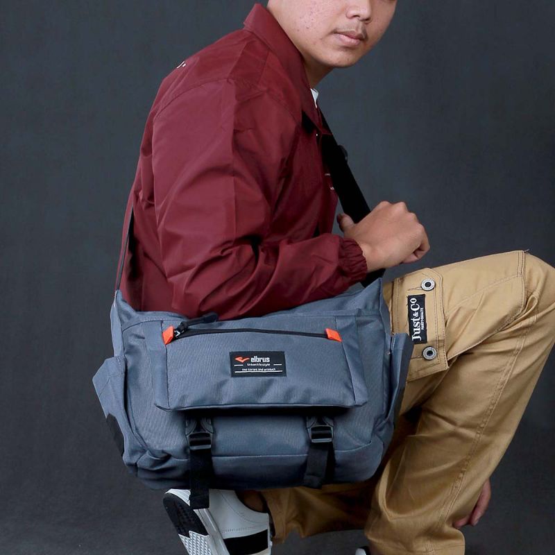 Original - Tas Slingbag Pria Tas Perahu Salempang Original Selempang Kerja Kuliah Sekolah Termurah Tourer Shoulder Bag