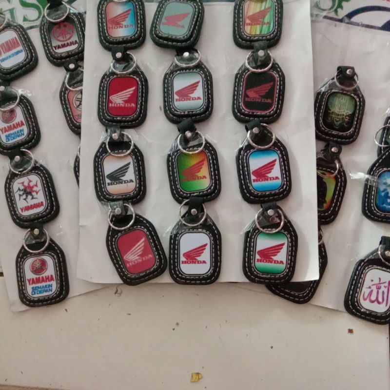 Gantungan Kunci Keychain Motor Mobil Motif Honda Yamaha Souvenir Keren Unik