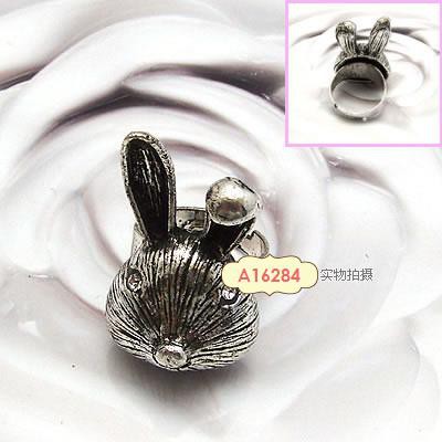 LRC Cincin Exquisite French style rabbit retro ring