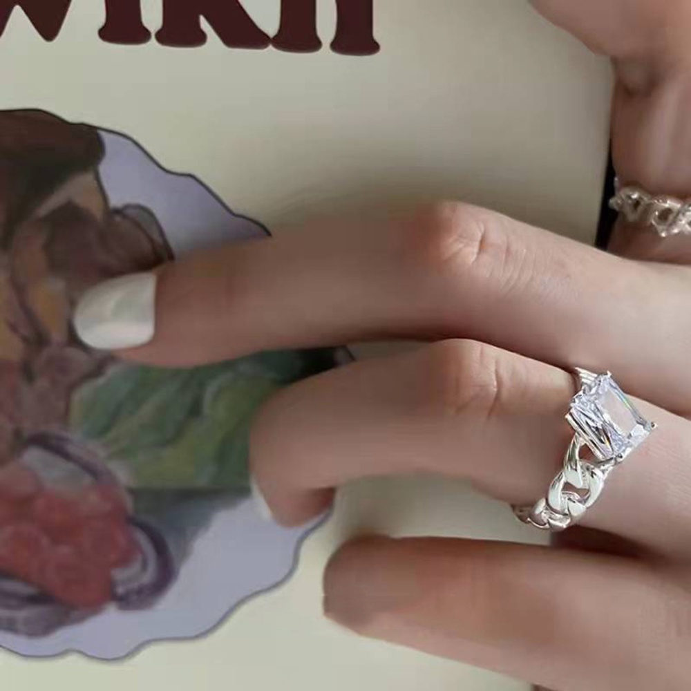 1pc Cincin Berlian Bentuk Hati Persegi Model Terbuka Warna Silver Gaya Korea Untuk Wanita