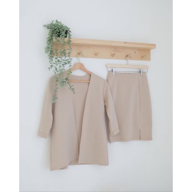 One Set Skirt Cardy Formal Casual