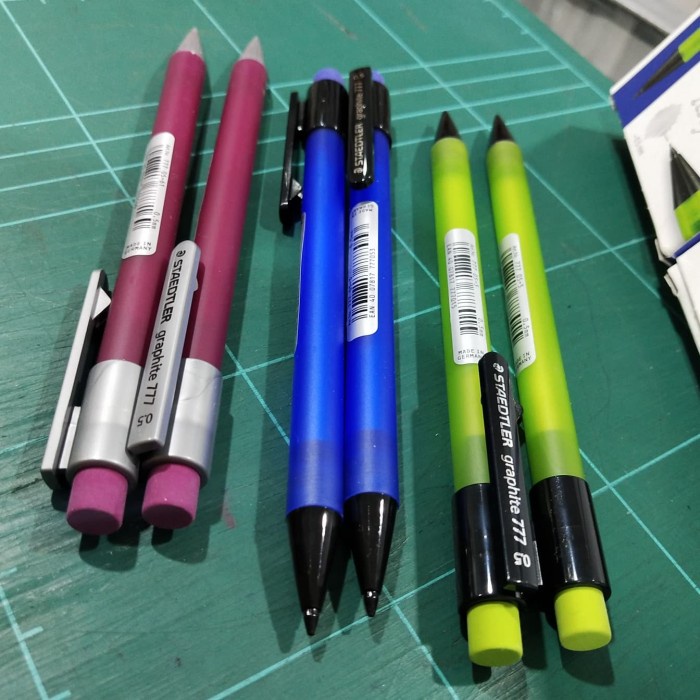 

Produk Unggulan Pensil Mekanik Staedtler Graphite 777 05 Diskon