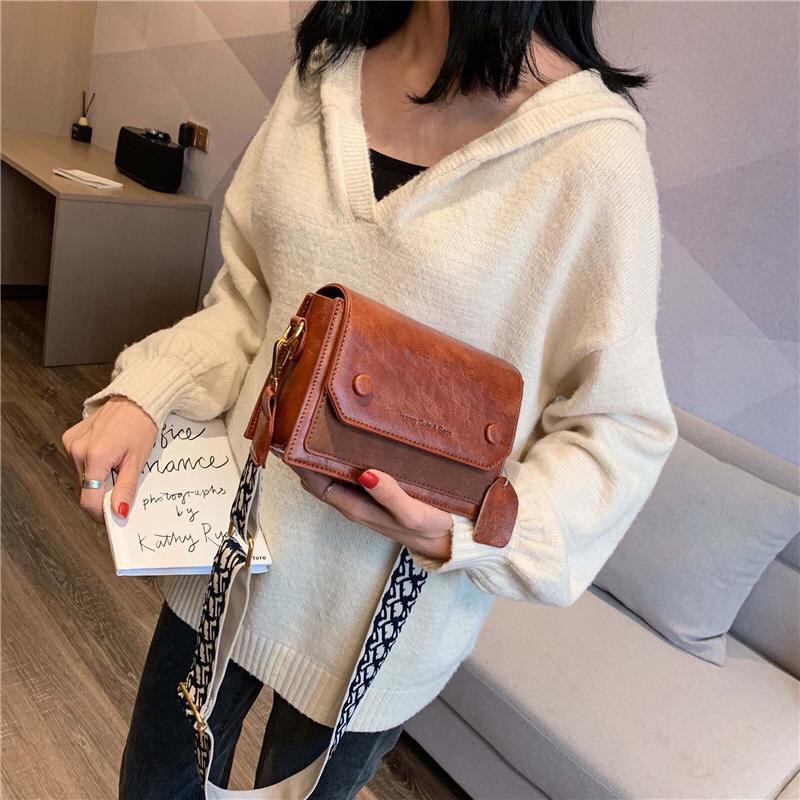 106953 Tas Selempang Wanita Import Slingbag Cewek (1 KG MUAT 2) EL5004 JTF6953