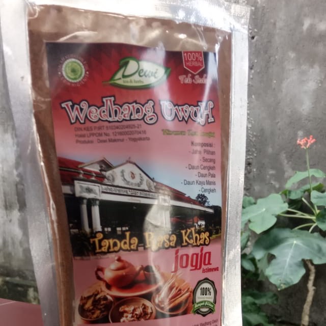 

Wedang uwuh instan