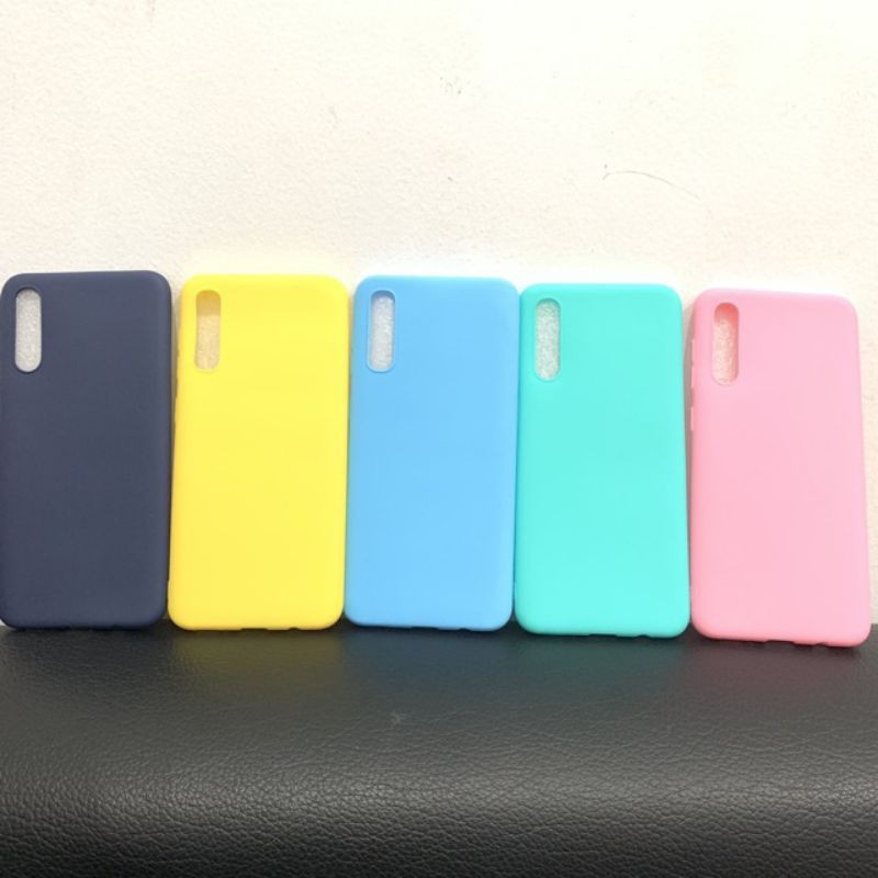 

CANDY CASE WARNA WARNI