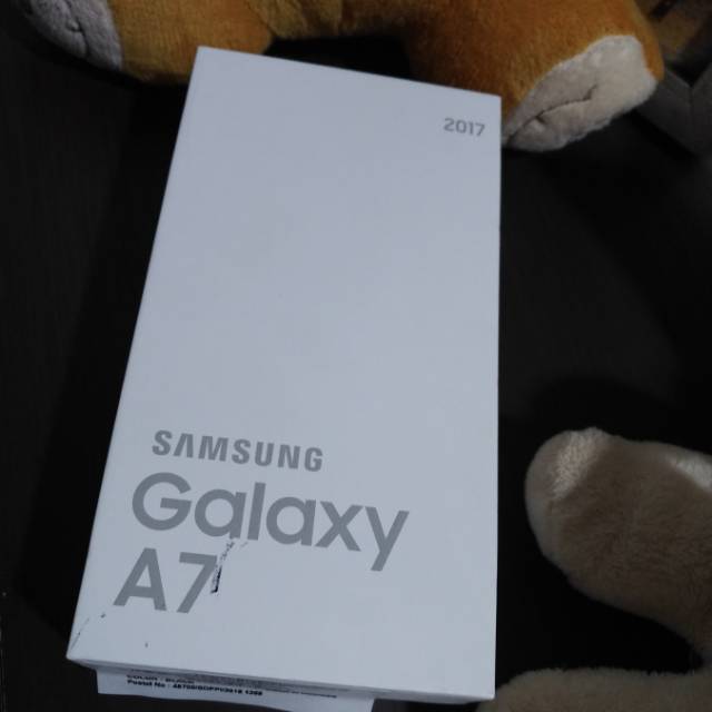 Samsung Galaxy A7 2017 99% Baru Erafone