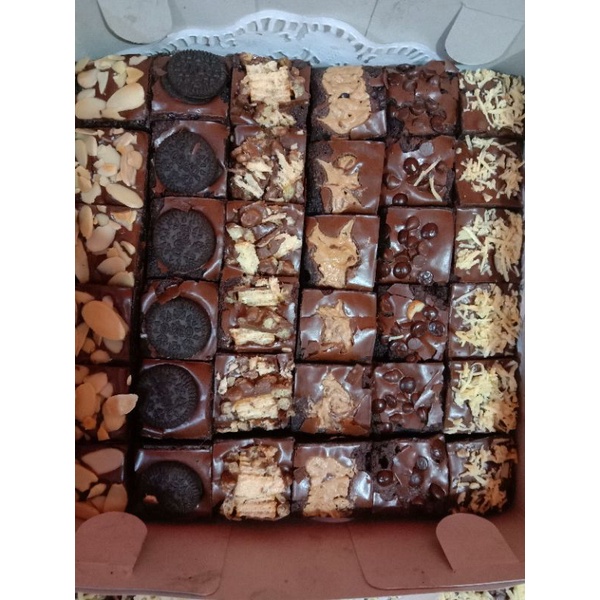 

Brownies 36 slices ukuran 20x20