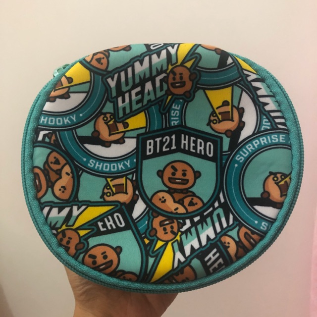 Official BT21 pouch shooky (japan line store)