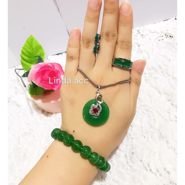 perhiasan set titanium permata giok asli