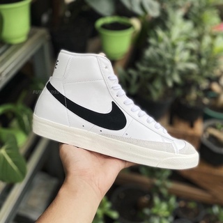 nike blazers silver