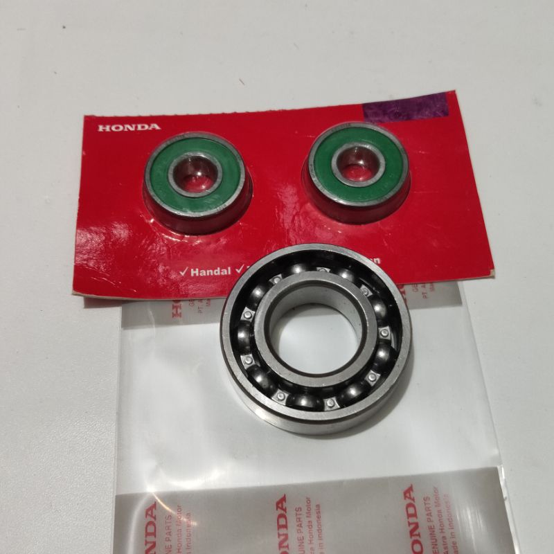 bearing roda set depan belakang vario 125 vario 150 .3pcs