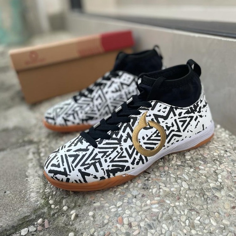 Sepatu Futsal Ortuseight futsal boots Jogosala ori vietnam Shockwave Original Ortus murah gaya