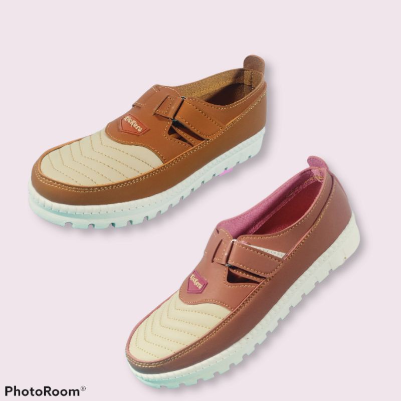 V15 Sepatu Wedges Wanita Terbaru