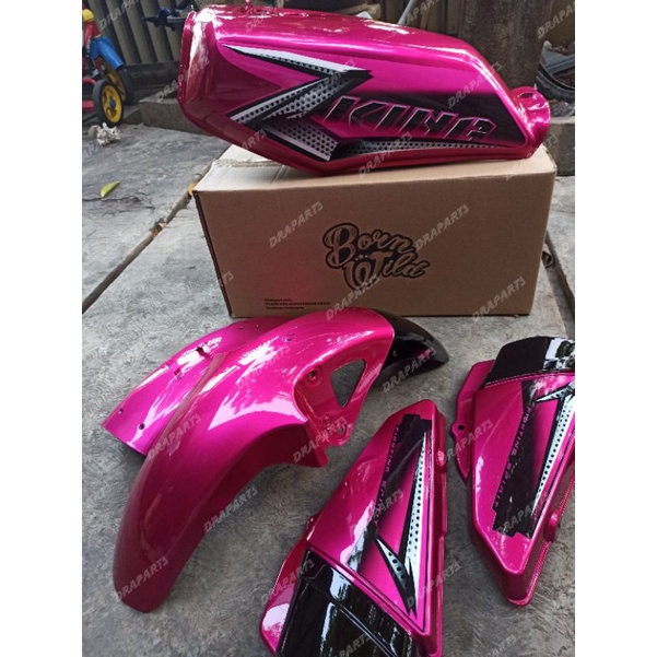 Body Set RX King 2008 Pink Candy Custom Tangki RX Warna Pink Cat Tebal Striping Lapis Clear