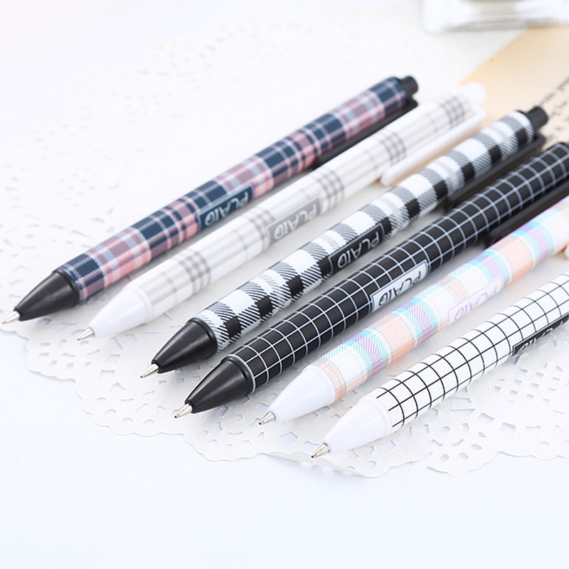 6pcs Pulpen Tinta Hitam 0.5mm Motif Kotak-Kotak Gaya Jepang Retro