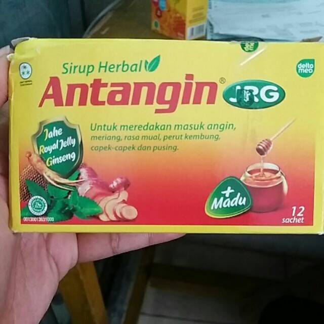 

ANTANGIN JRG SIRUP 1BOX ISI 12 SACHET @15 ml