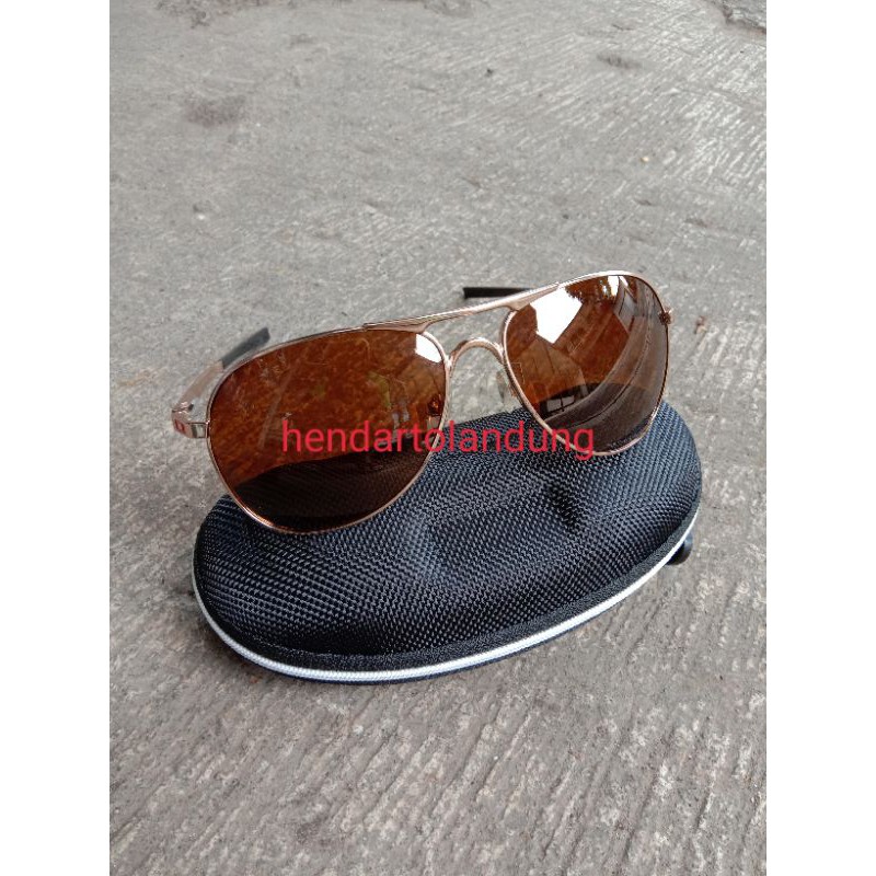 Kacamata polarized paser ikan.