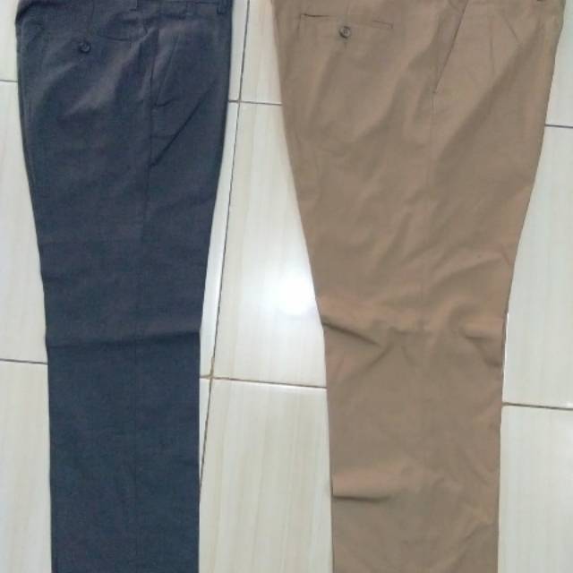 Celana bahan Stanley Adams