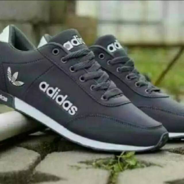 Takashi terlaris/termurah sepatu jogging/sepatu olahraga/sepatu casual fashion 39-43