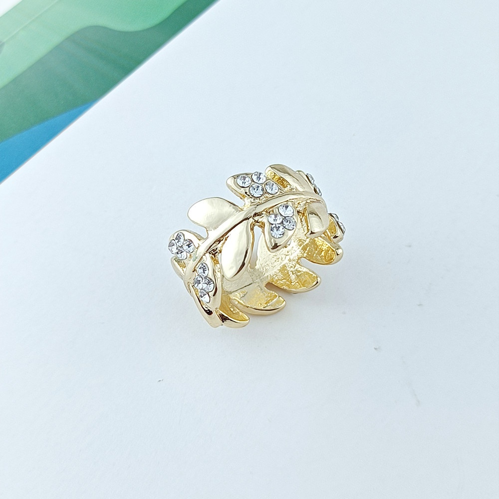 Cincin Gesper Syal Bentuk Kotak Bahan Sutra