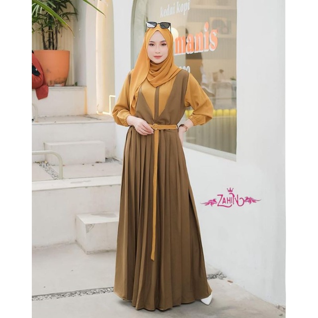 LAURA GAMIS TERLARIS ZAHIN