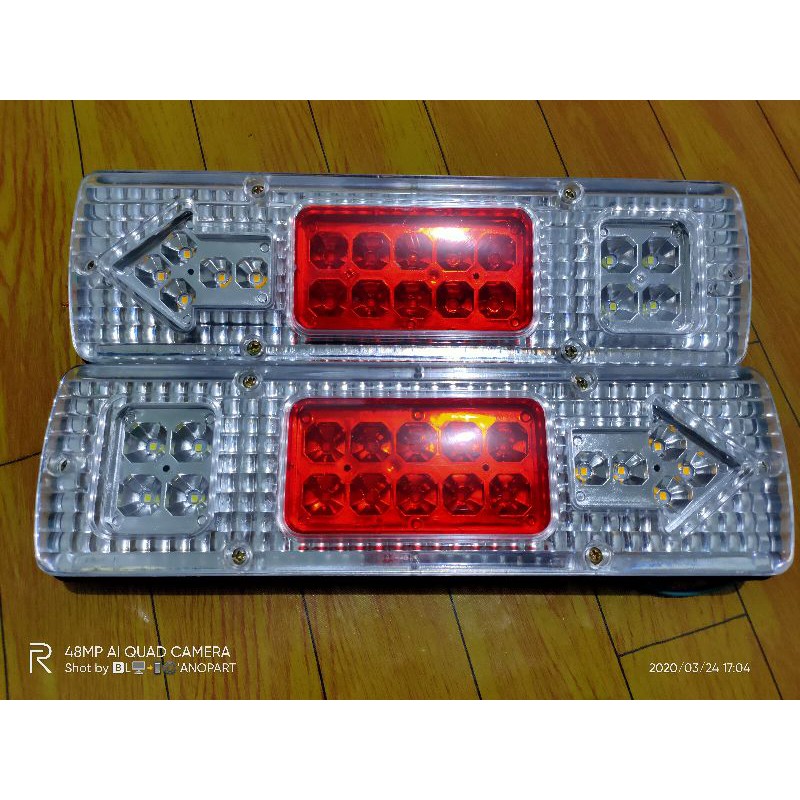 Lampu rem/stoplamp/lampu belakang LED variasi universal untuk mobil L300, carry/futura/ss pick up, g