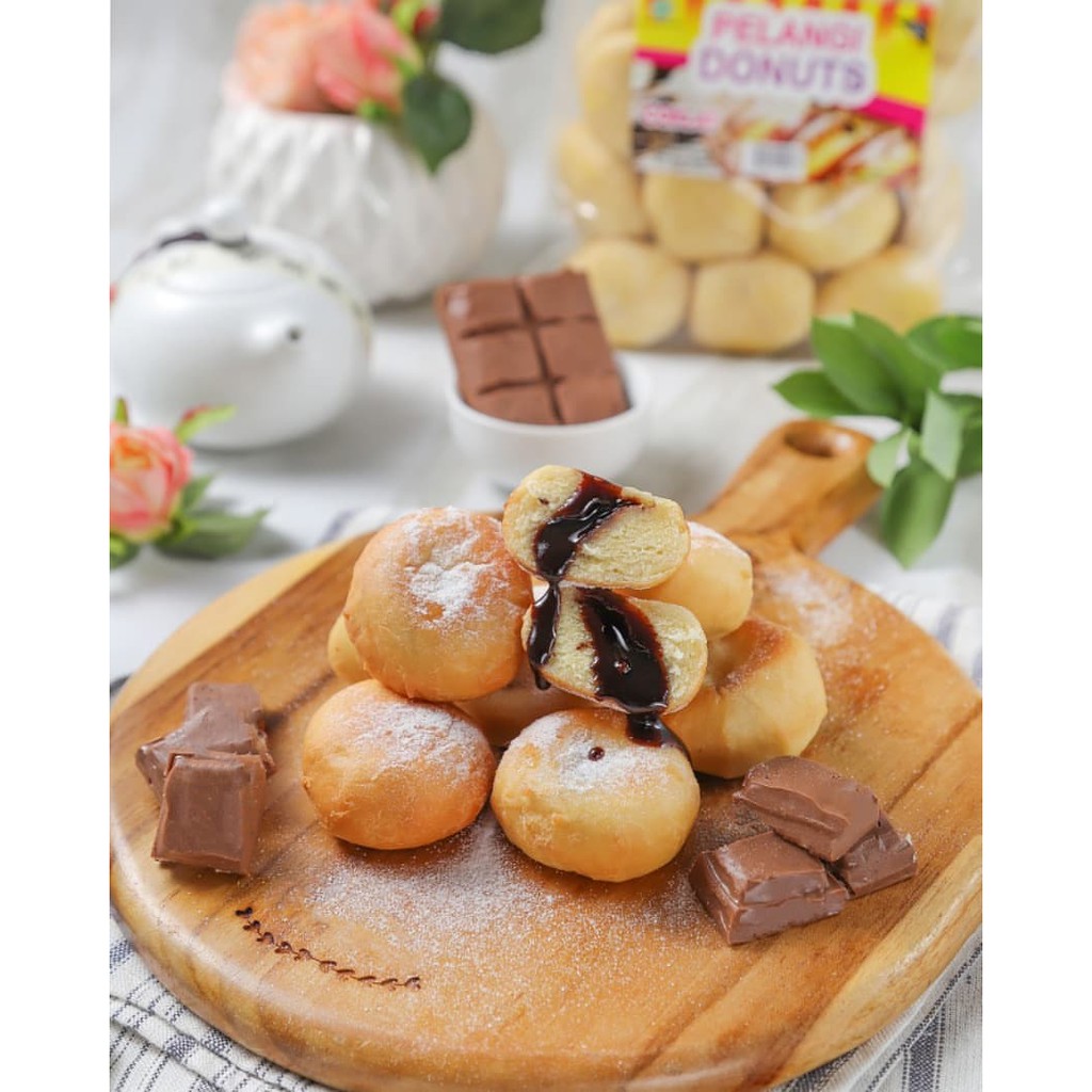 

Donut Coklat Donut Pelangi Isi 24