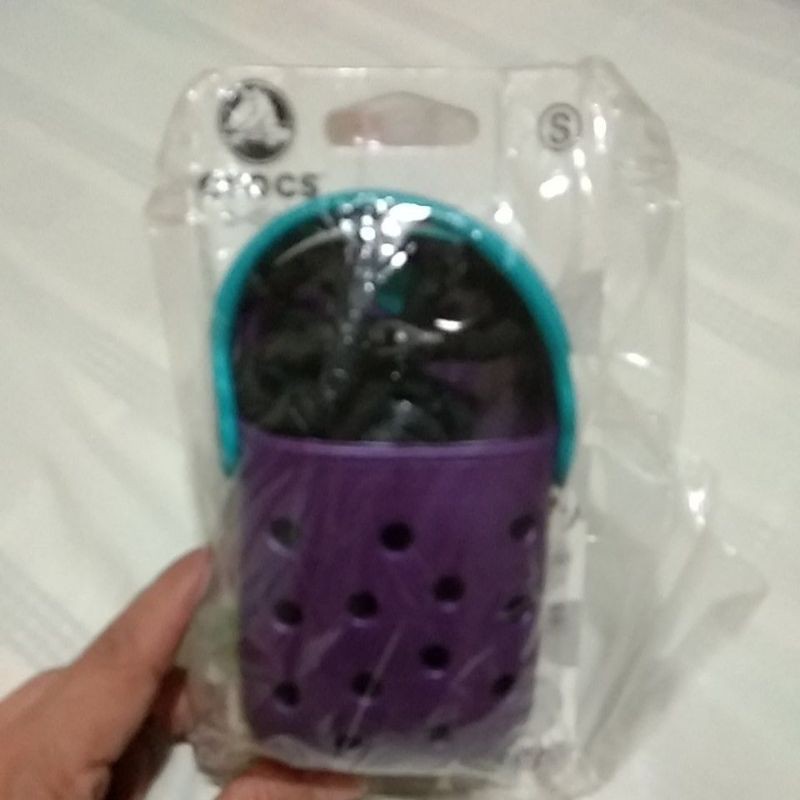 tas kecil buat hp Crocs tali warna ungu tua