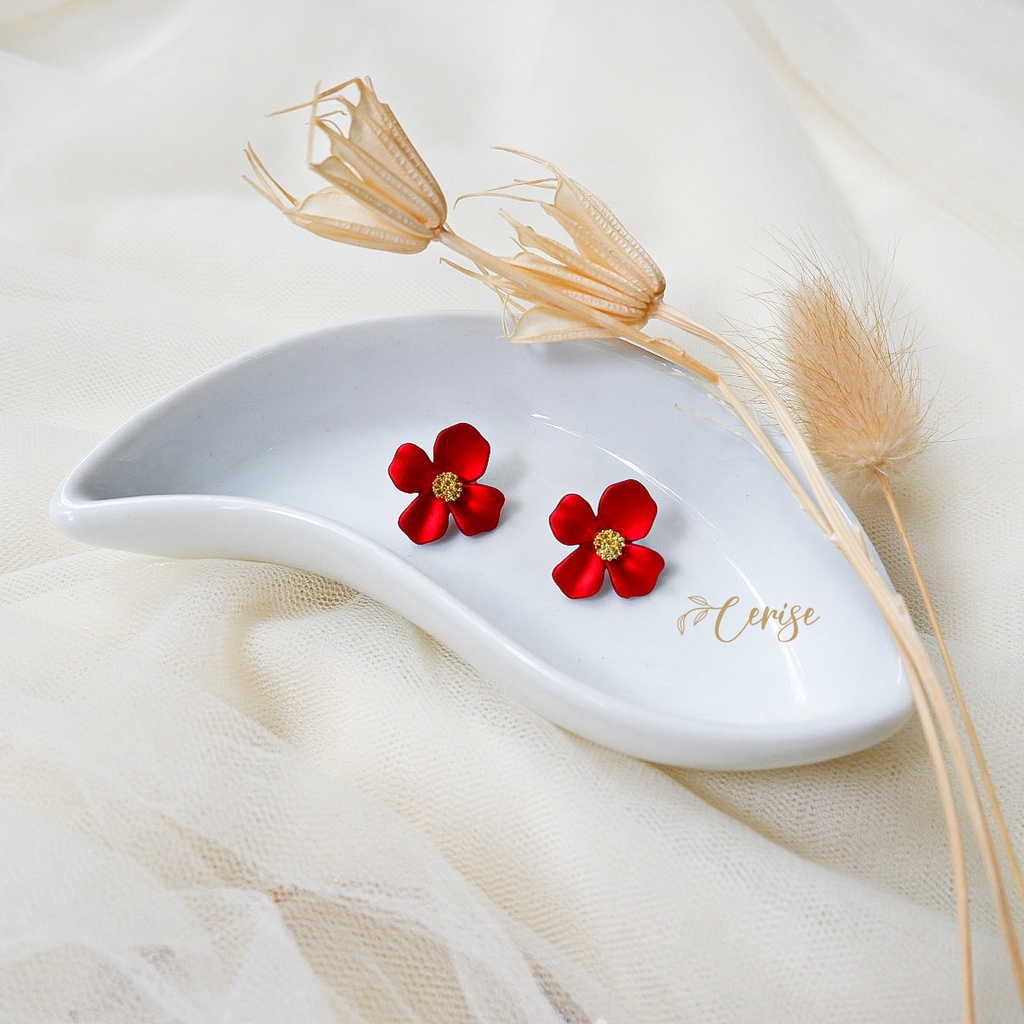 Madelief Earrings | Anting tusuk bunga merah korea cantik aksesoris wanita trendy stylish