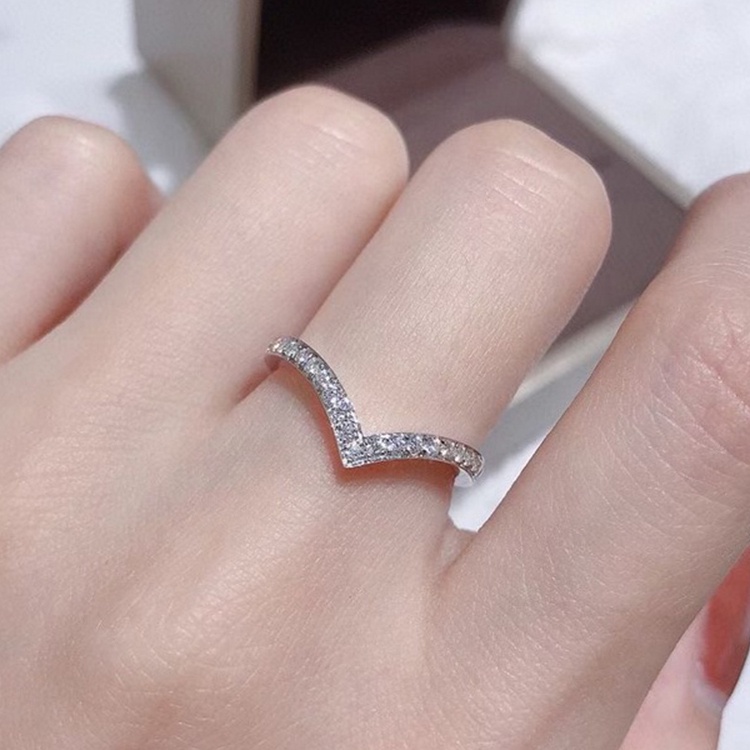 Cincin S925 Silver Bentuk V Aksen Berlian Gaya Korea Untuk Wanita