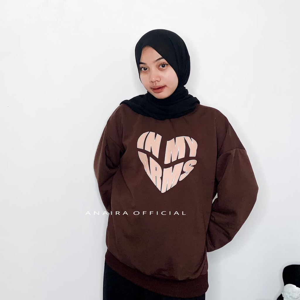 IN MY ARMS SWEATER OVERSIZE WANITA