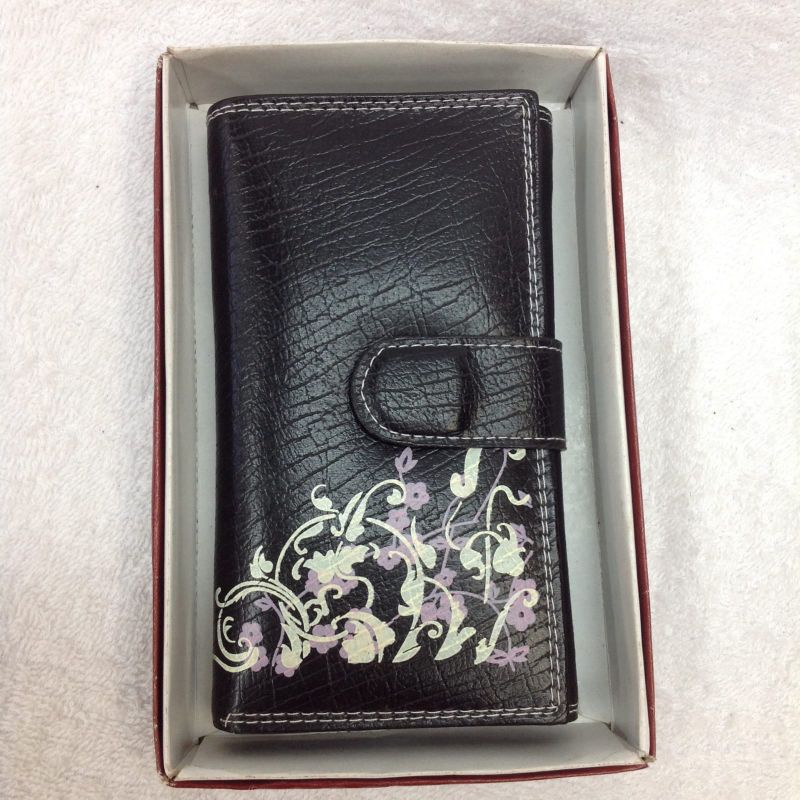 Dompet wanita lipat tiga