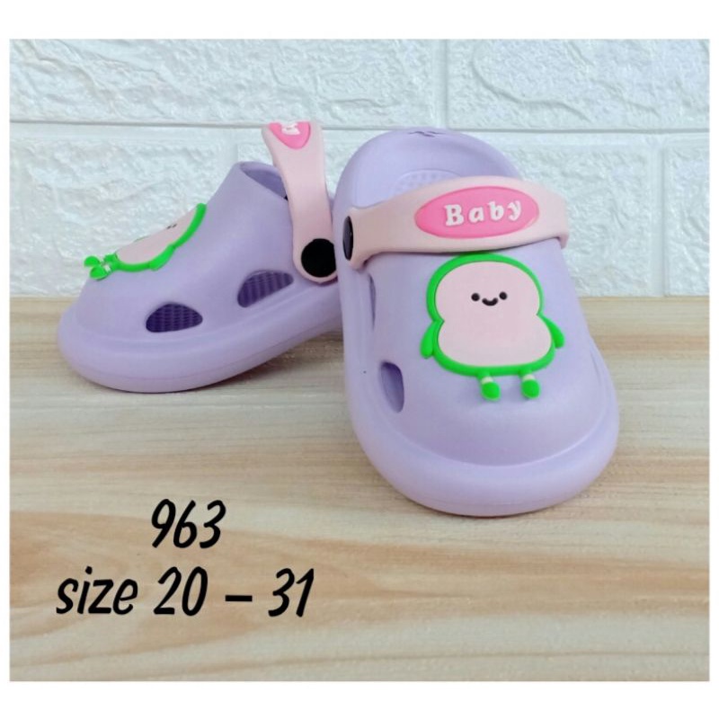 963 Sandal Kodok Anak Gambar Kartun Uk.20-25 Sendal Crocs Balita Sol Lembut Bahan Eva Anti Slip