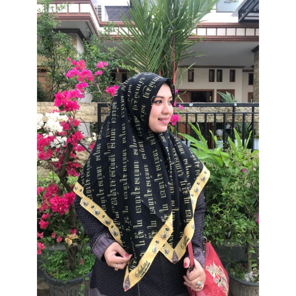jilbab Nawala Suhita