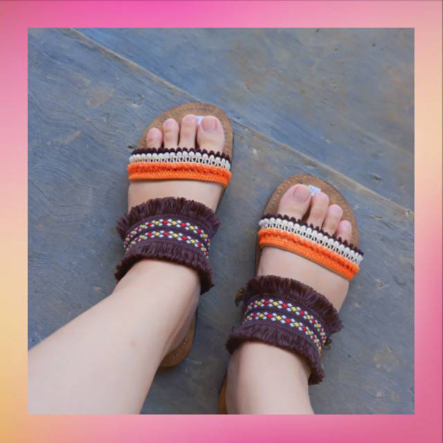 Sandal bohemian / sandal lucu / sandal unik / sandal pantai / sandal lampung