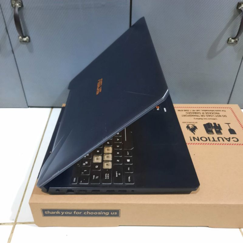 Laptop Asus TUF Gaming FX505DT Amd Ryzen 5-3550H Ram 16GB/SSD 256GB+1TB HDD Nvdia GTX1650 4GB+Amd Radeon Vega 8