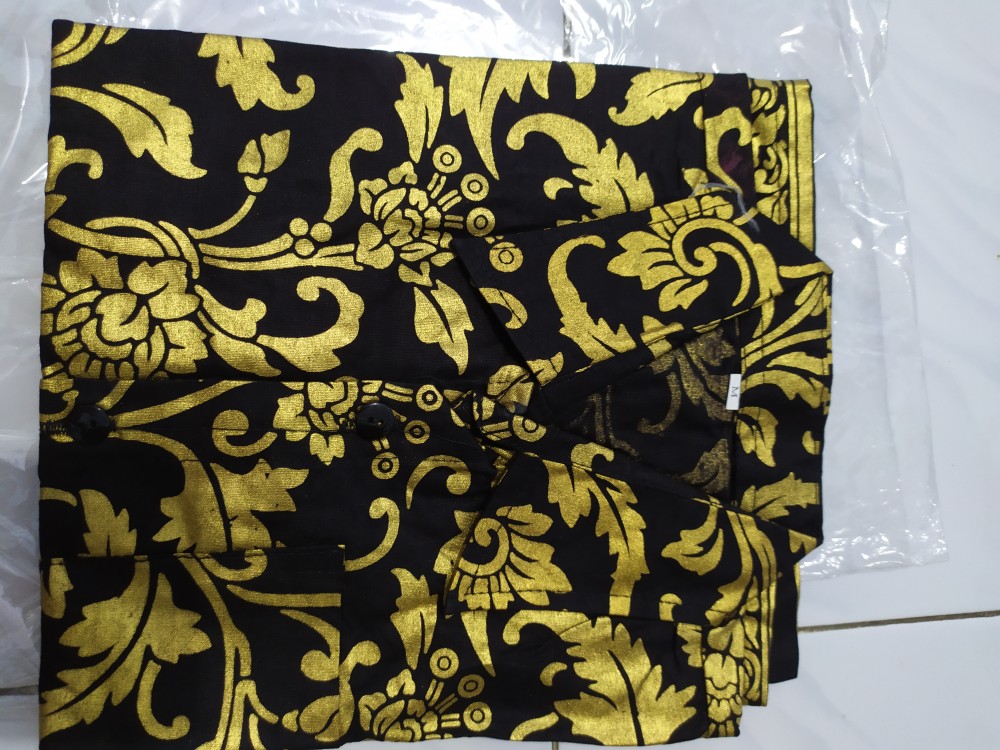 Batik Couple Batik Keluarga Ibu Ayah Dan Anak Maura Couple Sania Ruffle Modern ( Prada Bakung Gold )